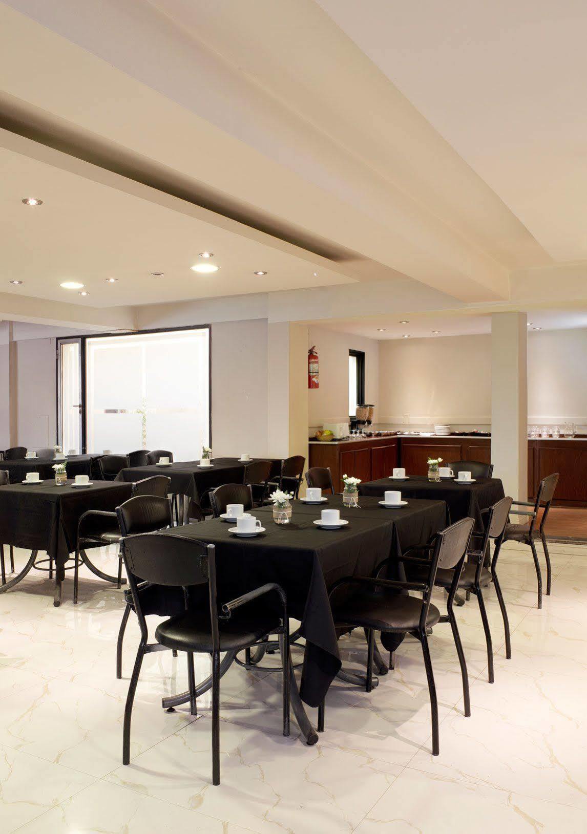 סן קרלוס דה ברילוצ'ה Hotel Val Garden מראה חיצוני תמונה